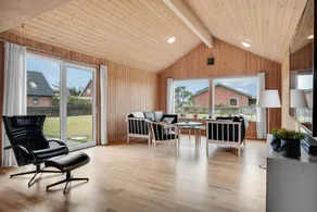 Children-friendly wonderful holiday home | Beach nearby | Pet-friendly - Image 5