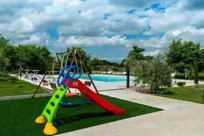 Fully equipped charming villa with pool & barbecue - Image 4