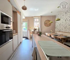 Gite with BBQ, terrace & garden - Image 4