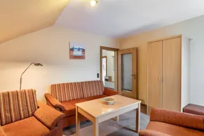 Haus Erika - Apartment 3 with Wi-Fi, Balcony & Shared Garden near Skywalk - Image 4