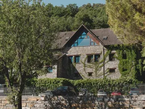 Family-friendly wonderful tent with pool | Pets are welcome - Image 2