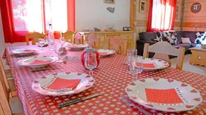 Chalet, 350m from ski slopes, sauna, balcony, fireplace or stove, parking, tv, ski locker, 140m² - Image 4