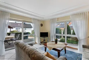 Apartment with garden, sauna & terrace | Garden view - Image 2
