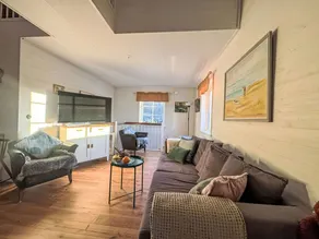 Teåker with 4 bedrooms and 2 bathrooms - Image 3