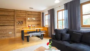 Fully equipped holiday apartment with terrace - Image 3
