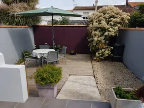 Children-friendly house with garden & barbecue | Garden view - Image 2