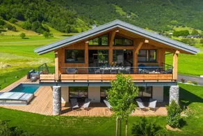 Chalet for 8 with hot tub, terraces and pool - OVO Network - Image 2