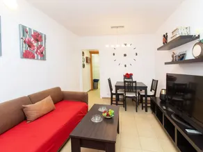 Family-friendly beautiful flat with pool, garden & terrace | Beach nearby - Image 3