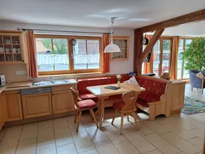Family-oriented charming flat with garden, barbeque & terrace | Garden view - Image 3