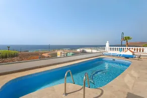 Fully equipped nice villa with private pool, terrace & garden | Sea view | Next to the beach - Image 3