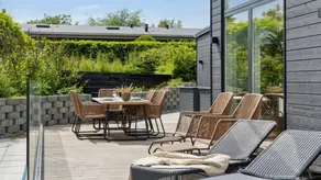 Family-oriented nice house with garden - Image 3