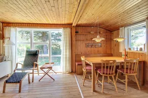 Holiday home with sauna, terrace & barbeque - Image 4