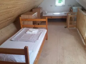 1 Bedroom Stunning Apartment In Col - Image 4