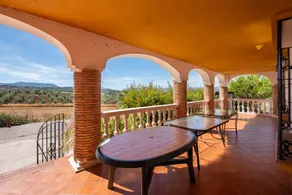 Maison entièrement équipée avec barbecue, piscine privée et terrasse | Vue montagne | Parfaite pour le travail à distance | Avec animaux autorisés - Image 4