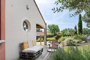 Bed and breakfast with terrace & garden | Garden view | Suitable for remote work - Image 2