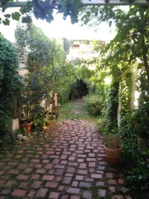 Pleasant dedicated room with BBQ & garden | Pet-friendly - Image 5