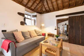 Holiday Home 'Casa Canaria Finca Real' with Private Garden, Balcony & Wi-Fi - Image 2