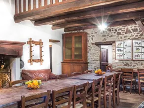 Voll ausgestattetes schönes Ferienhaus mit Terrasse, Grill und privatem Pool - Image 5