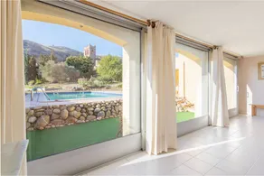 Holiday home with garden, pool & terrace | Mountain view - Image 5
