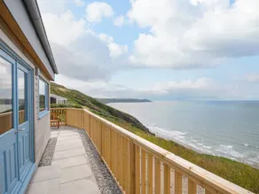 Cottage with garden | Beach view - Image 2