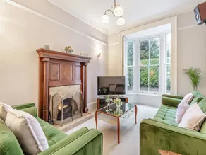 Family-friendly cottage with garden, BBQ & jacuzzi | River view | Dogs allowed - Image 5