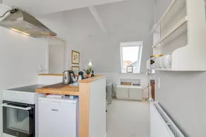 Apartment with barbecue & terrace - Image 4