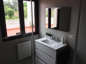 Private rooms in a large country house - Image 5