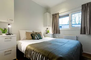 Holiday park with terrace, garden & pool - Image 3
