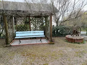 Cottage with garden, barbecue & terrace - Image 2