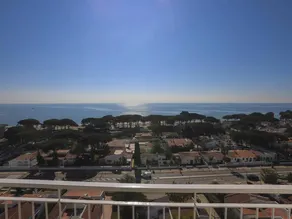 Apartamento vacacional con terraza | Vistas a la montaña - Image 2