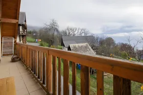 Chalet avec barbecue et terrasse | Vue montagne - Image 2
