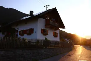 Flat with garden, terrace & sauna - Image 4