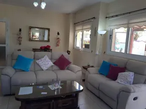 Villa conviviale et familiale avec barbecue, jardin et piscine privée - Image 5