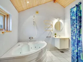 Ferienhaus mit Sauna und Terrasse - Image 2