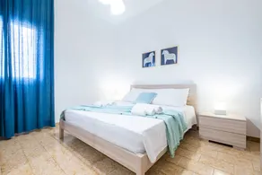 Villa with barbeque, jacuzzi & private pool | Sea view - Image 4