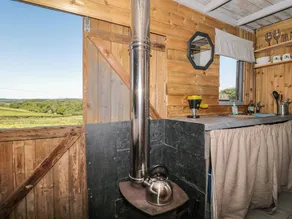 Nice cottage with garden - Image 3