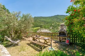 Family-oriented nice house with pool, garden & BBQ | Mountain view | Pets are welcome - Image 2