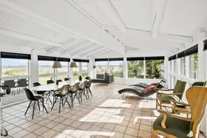 Holiday home with barbeque, terrace & garden - Image 3