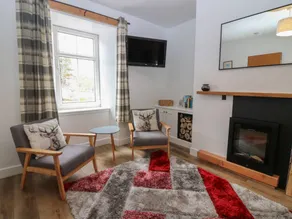 Cottage with garden & terrace - Image 3