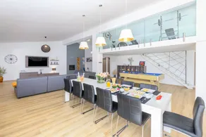 Villa with terrace, barbeque & pool - Image 5