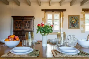 House with garden, private pool & terrace | Perfect for remote work - Image 5