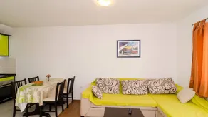 Fully equipped holiday home with terrace | Sea view - Image 4