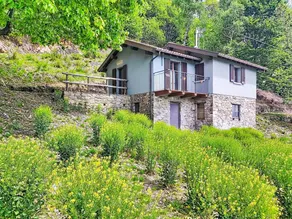 Spettacolare casa adatta alle famiglie con terrazza e giardino | Vista sul lago - Image 5