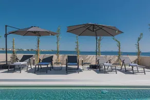 Seafront Villa Aurea with pool and seaview - Image 5