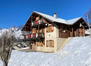 Chalet with sauna, barbecue & terrace | Mountain view - Image 2