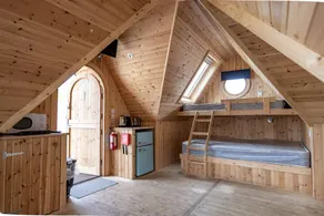 Super-Sized Family Glamping Pod with Retro Style & Starry Lighting near Croston, England - Image 2