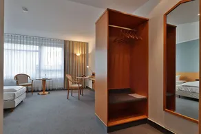 Dedicated room with terrace | Near Dresden Frauenkirche | Pets allowed - Image 2