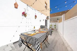 Apartment with BBQ & garden - Image 2