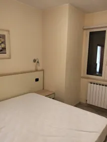 Apartment with pool & terrace - Image 2