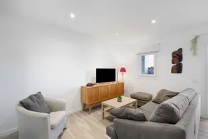 Nice holiday apartment with fast internet & terrace | Mountain view | Perfect for remote work | Pets allowed - Image 3